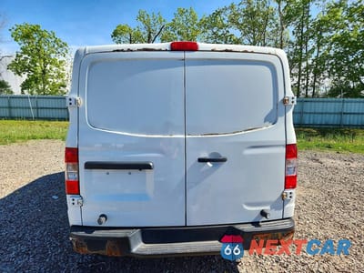 Zdjęcie 6 z 13 samochodu: 2017 NISSAN NV 2500 HD SV VIN:1N6BF0KY8HN807470 - miniatura