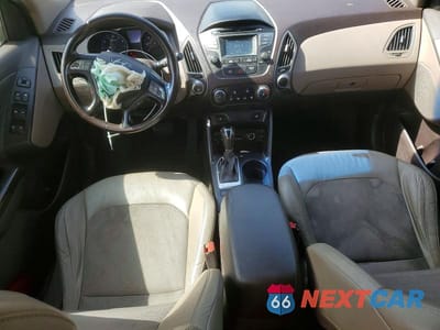 Zdjęcie 8 z 13 samochodu: 2015 HYUNDAI TUCSON SE VIN:KM8JU3AG5FU986872 - miniatura
