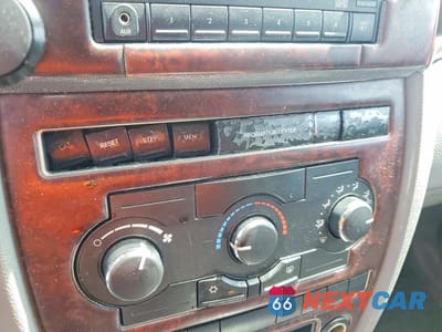 Zdjęcie 13 z 14 samochodu: 2007 JEEP GRAND CHEROKEE LAREDO VIN:1J8GS48K37C504758 - miniatura