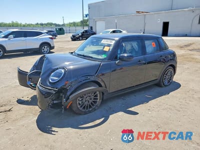 2026 MINI COOPER S WMW53GD08T2X96938 - główne zdjęcie licytacji z USA - miniatura