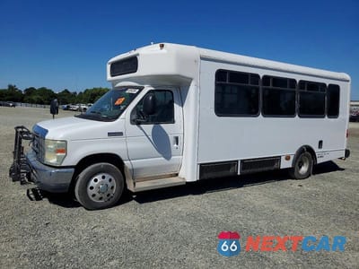 Drugie zdjęcie samochodu z przodu: 2008 FORD ECONOLINE E450 SUPER DUTY CUTAWAY VAN VIN:1FD4E45S28DB00931 - miniatura