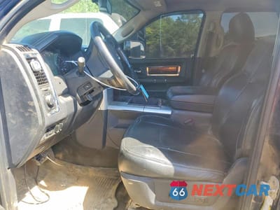 Zdjęcie 7 z 12 samochodu: 2012 DODGE RAM 3500 LARAMIE VIN:3C63DRJL6CG329873 - miniatura