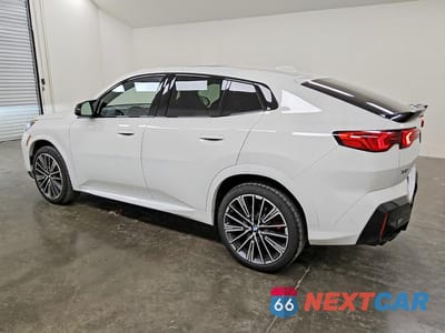 Drugie zdjęcie samochodu z przodu: 2026 BMW X2 M35I VIN:WBX83GM08T5600286 - miniatura
