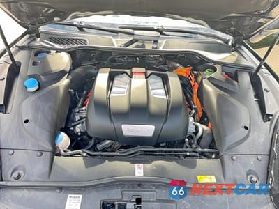 Zdjęcie 7 z 10 samochodu: 2016 PORSCHE CAYENNE SE HYBRID VIN:WP1AE2A29GLA17811 - miniatura
