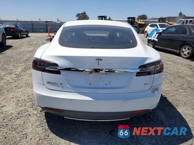 Zdjęcie 6 z 12 samochodu: 2014 TESLA MODEL S VIN:5YJSA1S16EFP49380 - miniatura