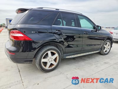 Trzecie zdjęcie samochodu z tyłu: 2014 MERCEDES-BENZ ML 350 VIN:4JGDA5JB3EA306134 - miniatura