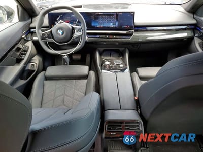 Zdjęcie 8 z 12 samochodu: 2026 BMW 530 XI VIN:WBA53FJ04TCX42366 - miniatura