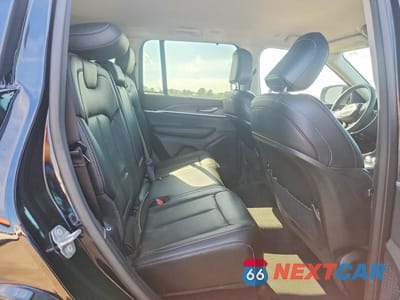 Zdjęcie 11 z 13 samochodu: 2023 JEEP GRAND CHEROKEE LIMITED VIN:1C4RJHBGXPC533902 - miniatura