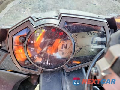 Zdjęcie 7 z 9 samochodu: 2020 KAWASAKI ZX636 K VIN:JKBZXJH19LA005286 - miniatura