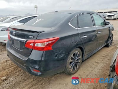 Trzecie zdjęcie samochodu z tyłu: 2019 NISSAN SENTRA SR VIN:3N1AB7AP0KY251230 - miniatura