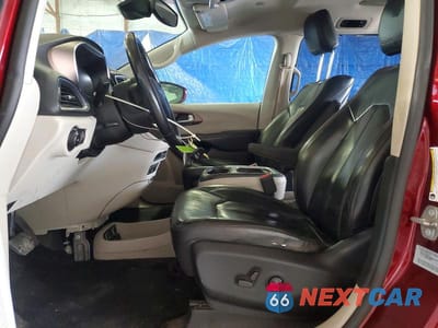 Zdjęcie 7 z 13 samochodu: 2017 CHRYSLER PACIFICA TOURING L PLUS VIN:2C4RC1EG5HR564870 - miniatura