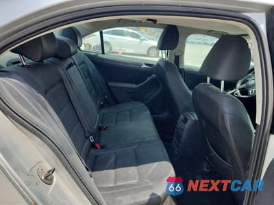 Zdjęcie 10 z 12 samochodu: 2011 VOLKSWAGEN JETTA SE VIN:3VWDZ7AJ2BM361458 - miniatura