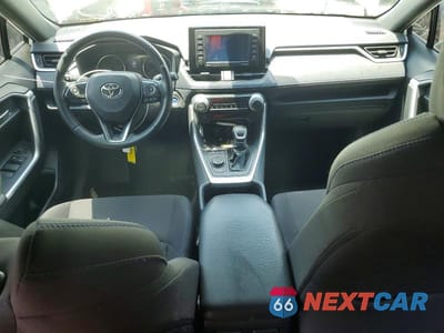 Zdjęcie 8 z 12 samochodu: 2022 TOYOTA RAV4 SE VIN:JTM16RFV8NJ015549 - miniatura