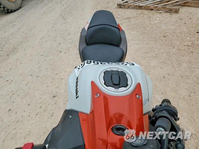 Piąte zdjęcie samochodu w środku: 2023 KAWASAKI EX650 R VIN:ML5EXER11PDA90124 - miniatura