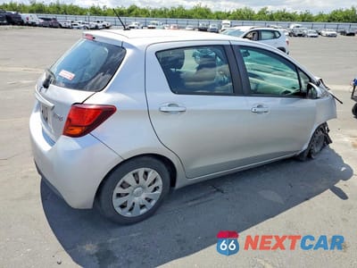 Trzecie zdjęcie samochodu z tyłu: 2015 TOYOTA YARIS 5-DOOR L VIN:VNKKTUD30FA047843 - miniatura