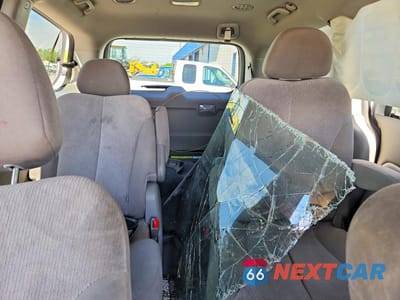 Zdjęcie 10 z 14 samochodu: 2011 KIA SEDONA LX VIN:KNDMG4C76B6370057 - miniatura