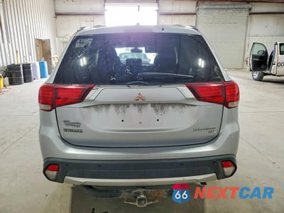 Zdjęcie 6 z 14 samochodu: 2016 MITSUBISHI OUTLANDER SE VIN:JA4AZ3A38GZ012143 - miniatura