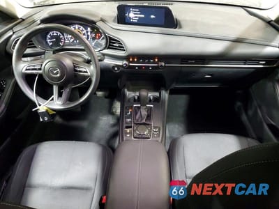 Zdjęcie 8 z 14 samochodu: 2021 MAZDA CX-30 VIN:3MVDMAAL5MM264076 - miniatura
