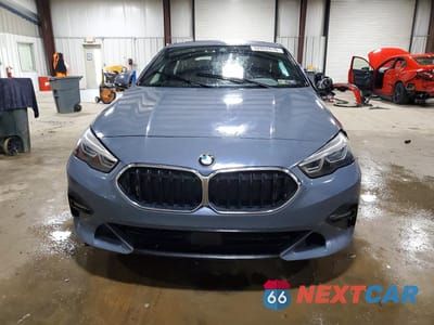 Piąte zdjęcie samochodu w środku: 2021 BMW 228XI VIN:WBA73AK00M7G67852 - miniatura
