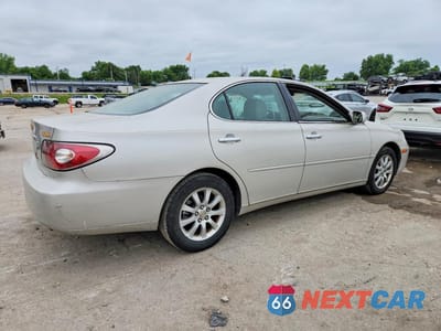 Trzecie zdjęcie samochodu z tyłu: 2004 LEXUS ES 330 VIN:JTHBA30G445001356 - miniatura