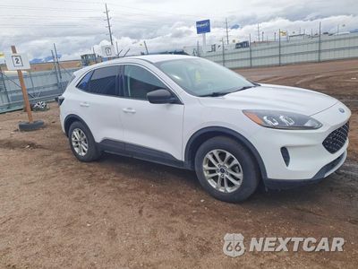 Czwarte zdjęcie samochodu z boku: 2022 FORD ESCAPE SE VIN:1FMCU0G64NUA69264 - miniatura