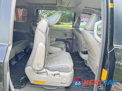 Zdjęcie 6 z 10 samochodu: 2011 TOYOTA SIENNA LIMITED 7-PASSENGER VIN:5TDDK3DC6BS025325 - miniatura