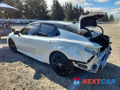 Drugie zdjęcie samochodu z przodu: 2021 TOYOTA CAMRY XSE VIN:4T1K31AK4MU020865 - miniatura