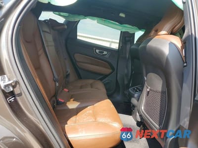 Zdjęcie 10 z 12 samochodu: 2021 VOLVO XC60 T5 INSCRIPTION VIN:YV4102DLXM1856696 - miniatura