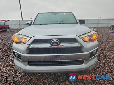 Piąte zdjęcie samochodu w środku: 2016 TOYOTA 4RUNNER LIMITED VIN:JTEBU5JR5G5327431 - miniatura