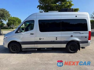Zdjęcie 12 z 15 samochodu: 2022 MERCEDES-BENZ SPRINTER 2500 VIN:W1X4EBHY0NP484324 - miniatura