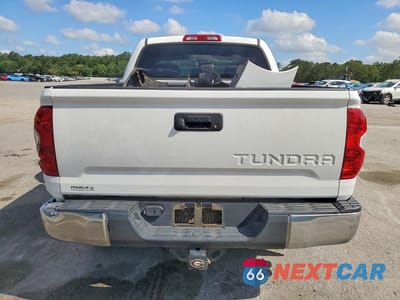 Zdjęcie 6 z 12 samochodu: 2017 TOYOTA TUNDRA CREWMAX SR5 VIN:5TFEW5F18HX227974 - miniatura