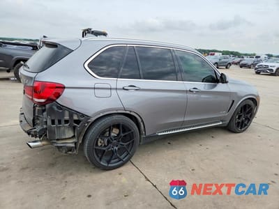 Trzecie zdjęcie samochodu z tyłu: 2015 BMW X5 XDRIVE35I VIN:5UXKR0C5XF0P04641 - miniatura