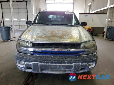 Piąte zdjęcie samochodu w środku: 2003 CHEVROLET TRAILBLAZER VIN:1GNDT13S232279902 - miniatura