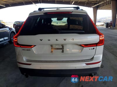 Zdjęcie 6 z 14 samochodu: 2020 VOLVO XC60 T5 MOMENTUM VIN:YV4102RK3L1511489 - miniatura