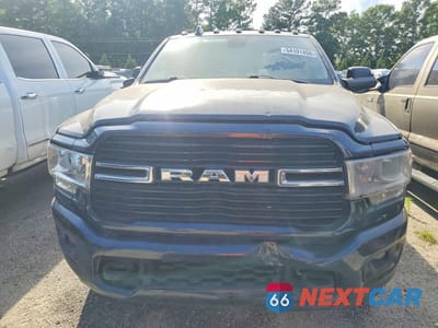 Piąte zdjęcie samochodu w środku: 2021 RAM 3500 BIG HORN VIN:3C63RRHLXMG689141 - miniatura