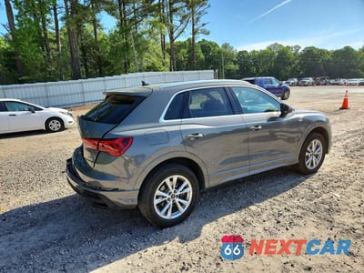Trzecie zdjęcie samochodu z tyłu: 2024 AUDI Q3 PREMIUM S LINE 45 VIN:WA1DECF38R1040155 - miniatura