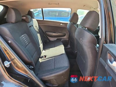Zdjęcie 11 z 13 samochodu: 2018 KIA SPORTAGE LX VIN:KNDPM3AC1J7374106 - miniatura