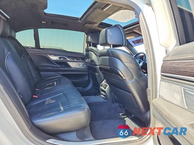 Zdjęcie 10 z 13 samochodu: 2018 BMW 750 I VIN:WBA7F0C58JGM23449 - miniatura