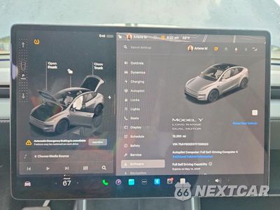 Zdjęcie 9 z 13 samochodu: 2026 TESLA MODEL Y VIN:7SAYGDEE5TF358620 - miniatura
