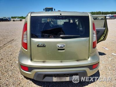 Zdjęcie 6 z 12 samochodu: 2013 KIA SOUL BASE VIN:KNDJT2A51D7494044 - miniatura
