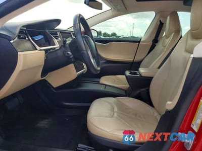 Zdjęcie 7 z 12 samochodu: 2013 TESLA MODEL S VIN:5YJSA1CN5DFP09694 - miniatura