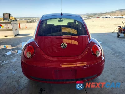 Zdjęcie 6 z 12 samochodu: 2010 VOLKSWAGEN NEW BEETLE VIN:3VWRG3AG6AM023388 - miniatura