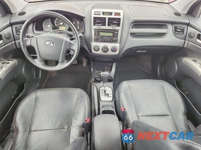 Zdjęcie 8 z 12 samochodu: 2008 KIA SPORTAGE LX VIN:KNDJE723487475742 - miniatura