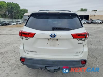 Zdjęcie 6 z 12 samochodu: 2018 TOYOTA HIGHLANDER HYBRID XLE VIN:5TDJGRFH4JS051842 - miniatura