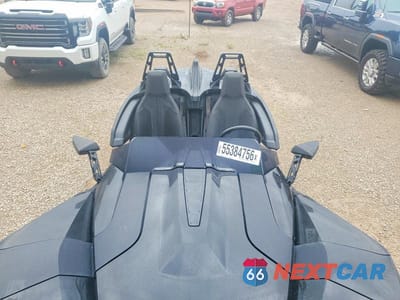 Piąte zdjęcie samochodu w środku: 2017 POLARIS SLINGSHOT VIN:57XAASFA3H8120506 - miniatura