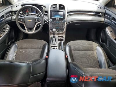 Zdjęcie 8 z 12 samochodu: 2014 CHEVROLET MALIBU 1LT VIN:1G11C5SL2EF139169 - miniatura