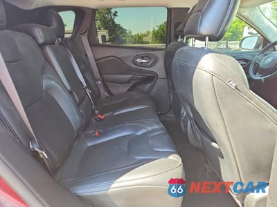 Zdjęcie 11 z 13 samochodu: 2021 JEEP CHEROKEE LATITUDE PLUS VIN:1C4PJMLB7MD210397 - miniatura