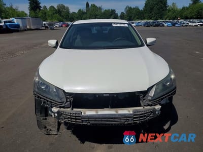 Piąte zdjęcie samochodu w środku: 2013 HONDA ACCORD LX VIN:1HGCR2F32DA054384 - miniatura
