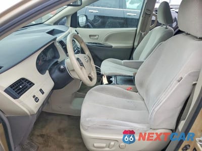 Zdjęcie 7 z 13 samochodu: 2012 TOYOTA SIENNA LE VIN:5TDKK3DC4CS194512 - miniatura