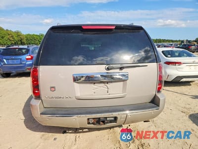 Zdjęcie 6 z 13 samochodu: 2007 GMC YUKON XL DENALI VIN:1GKFK66817J257181 - miniatura